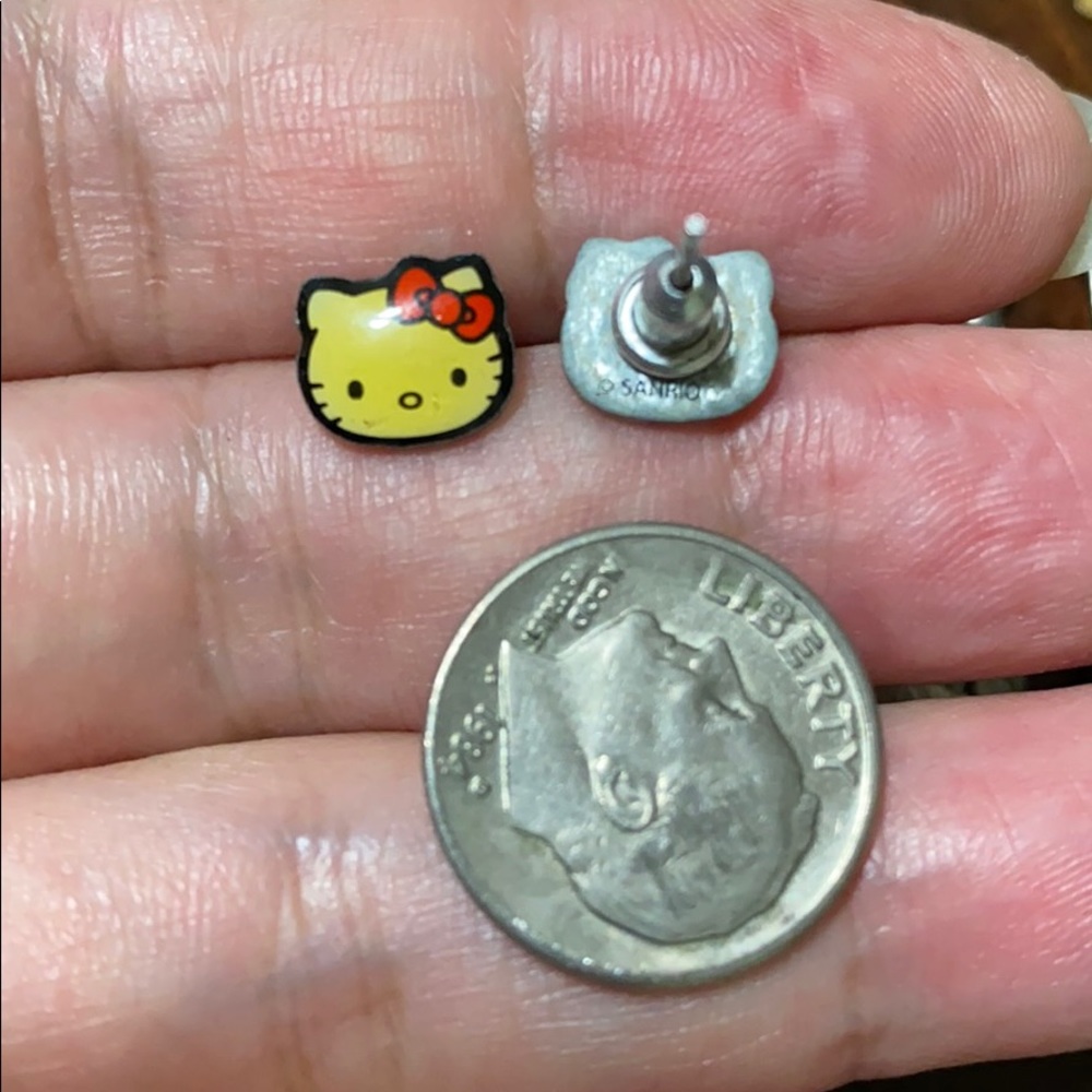 Hello Kitty 7 Pairs Earring Bundle - image 5